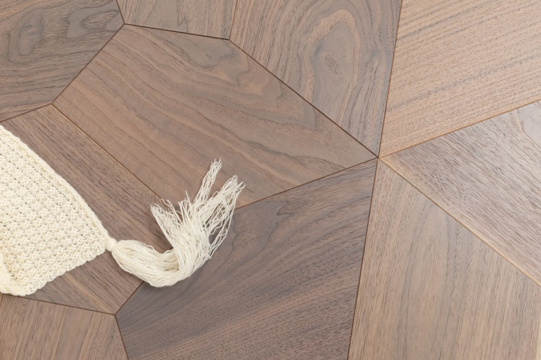 Irregular parquet flooring